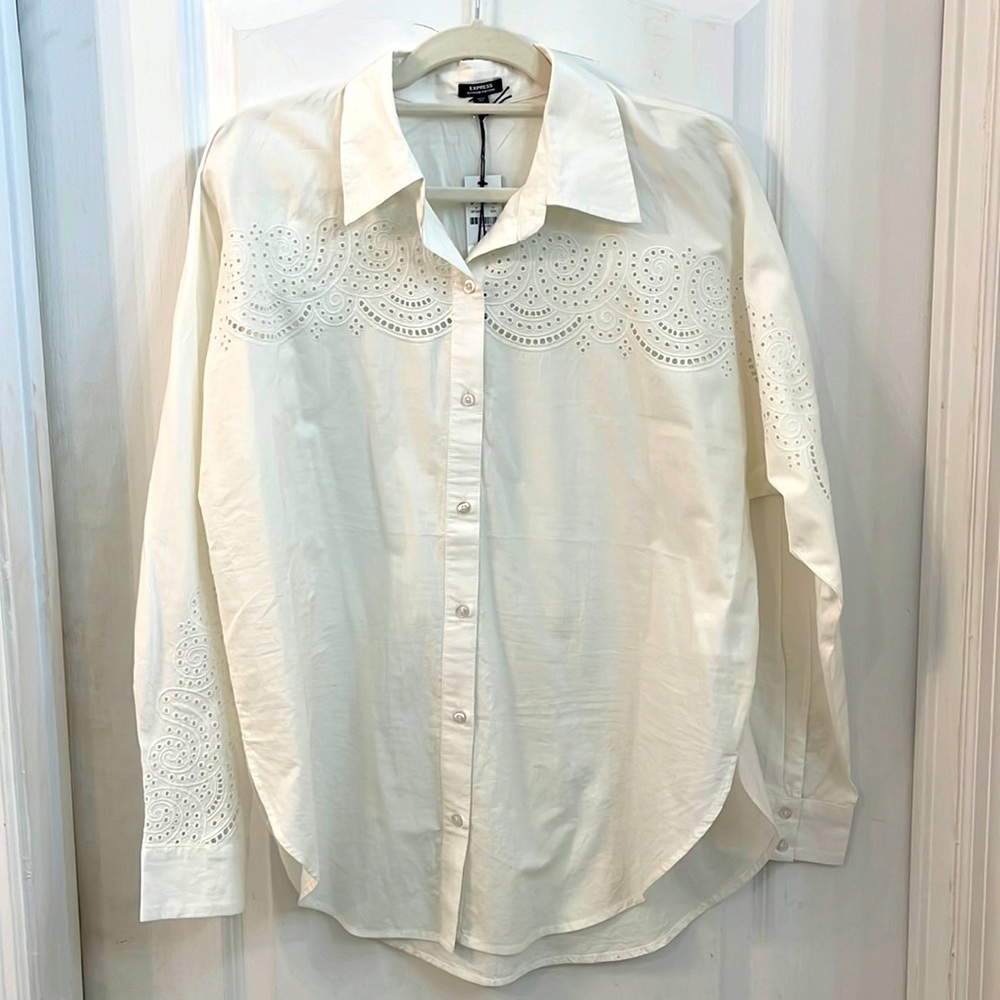 NWT Express Eyelet Top